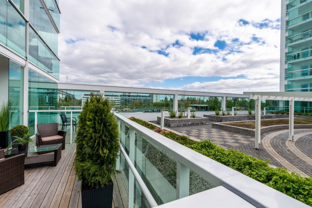Starhomes Double Lux 10 오울루 외부 사진